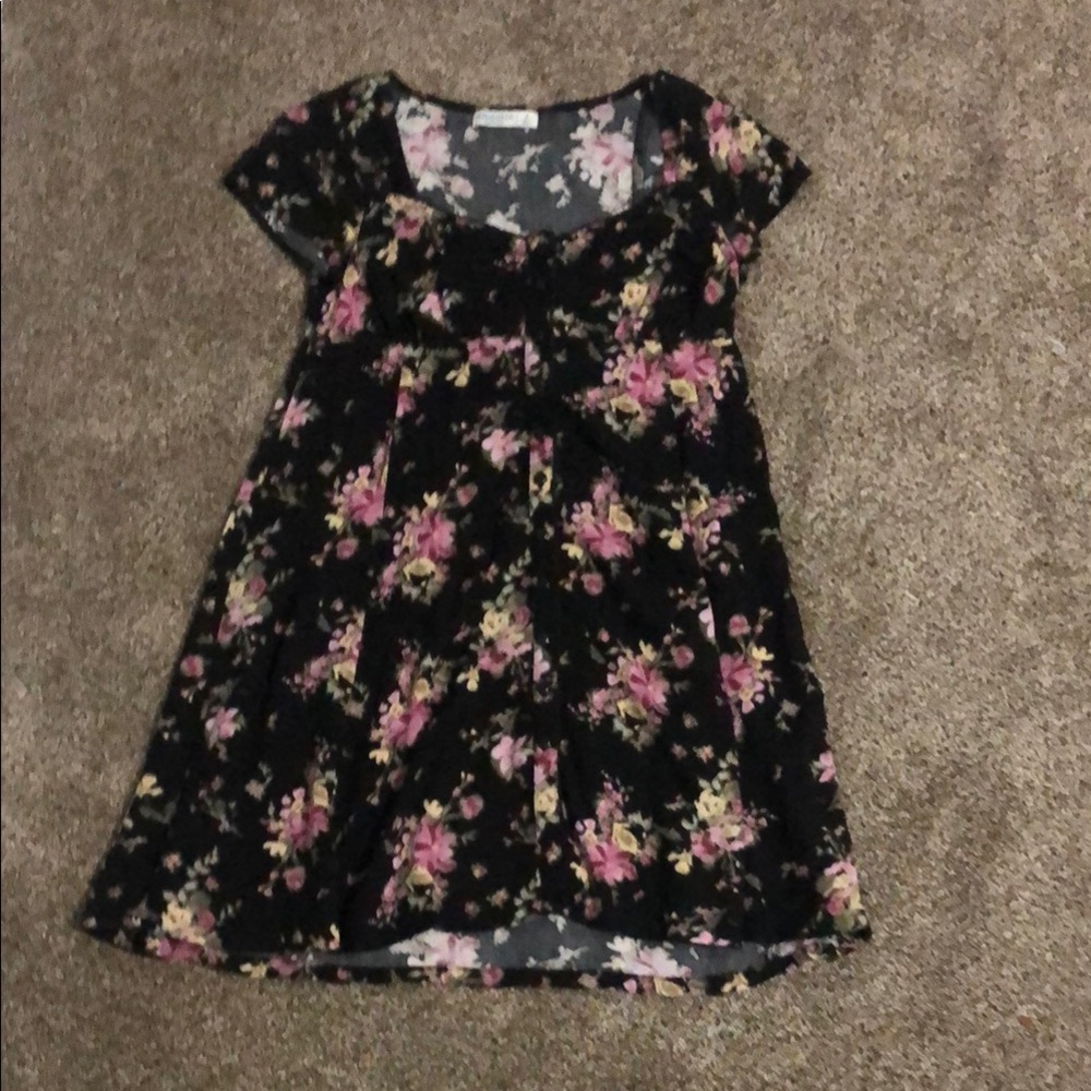 Arizona Jean Company Black Floral Dress